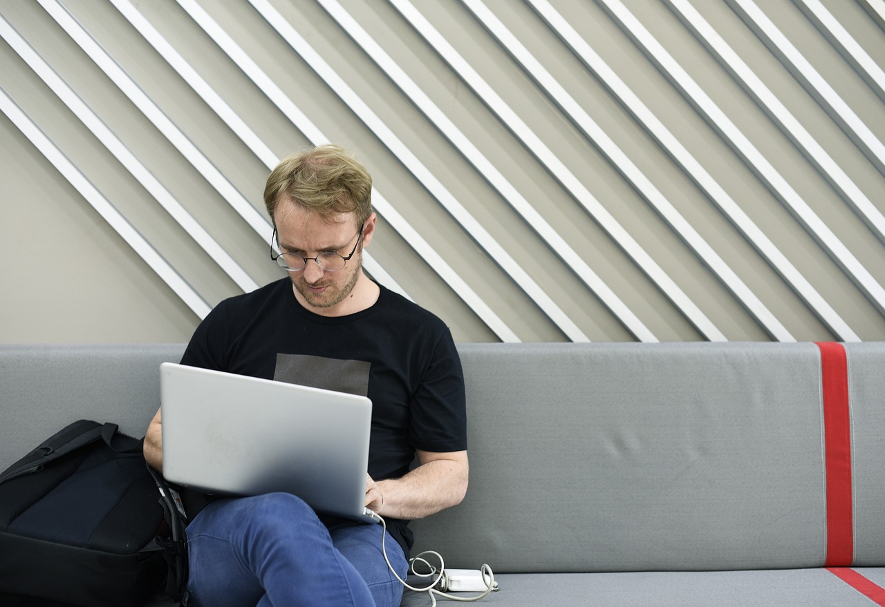 延長(zhǎng)石油最新領(lǐng)導(dǎo)班子，領(lǐng)導(dǎo)力量與戰(zhàn)略視野的展現(xiàn)