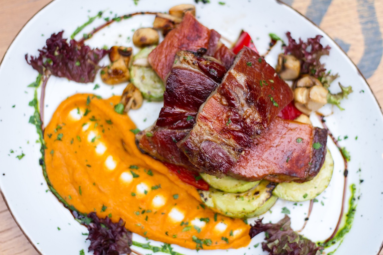 探索美食藝術，最新魚造型創(chuàng)新菜，無限可能的味覺盛宴