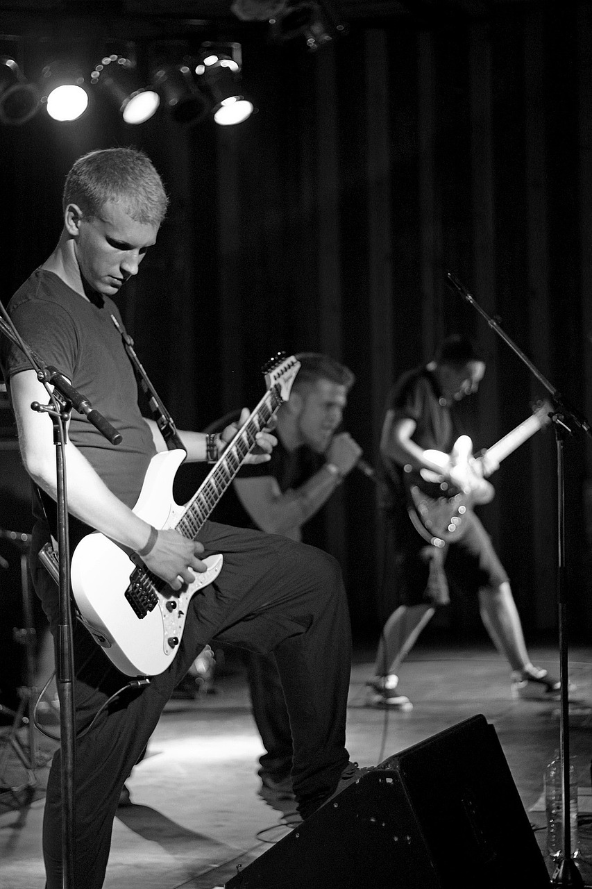 藍(lán)野樂隊(duì)白沙開啟音樂之旅新篇章