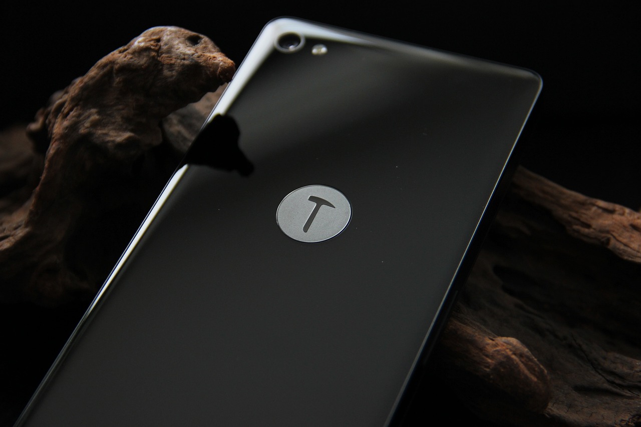 科技與美學(xué)的巔峰結(jié)合，最新三星手機(jī)登場