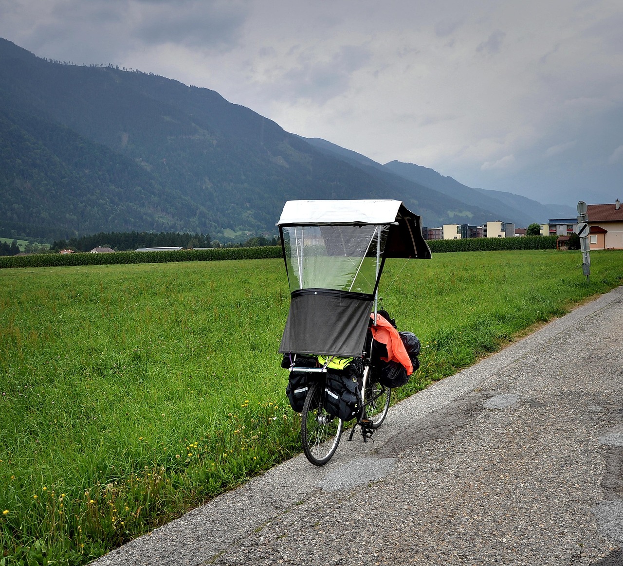 心藝電動(dòng)車2016最新款，無界之旅的探索之旅