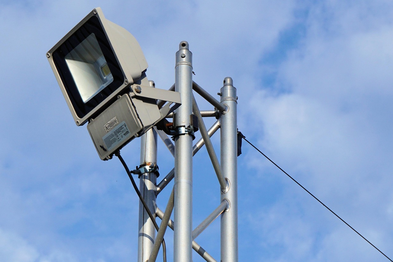 施工現(xiàn)場(chǎng)臨時(shí)用電安全技術(shù)規(guī)范最新版解讀，保障施工現(xiàn)場(chǎng)用電安全的關(guān)鍵指南